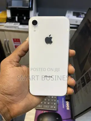 Apple iPhone XR 128 GB White