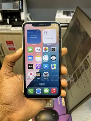 Apple iPhone XR 128 GB White
