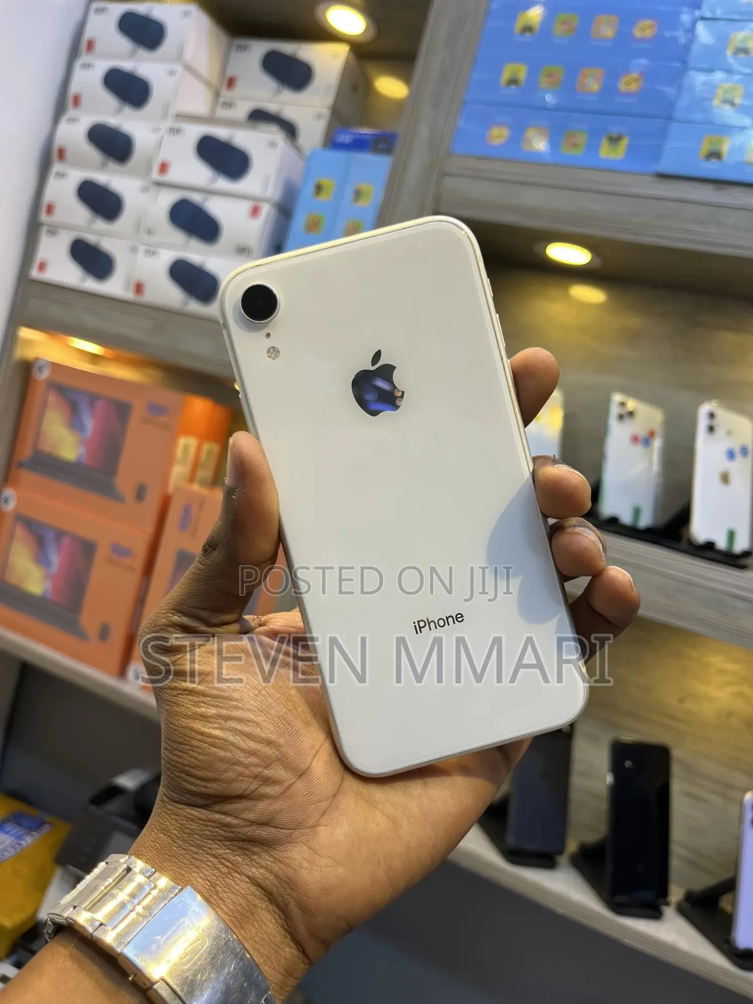 Apple iPhone XR 64 GB White