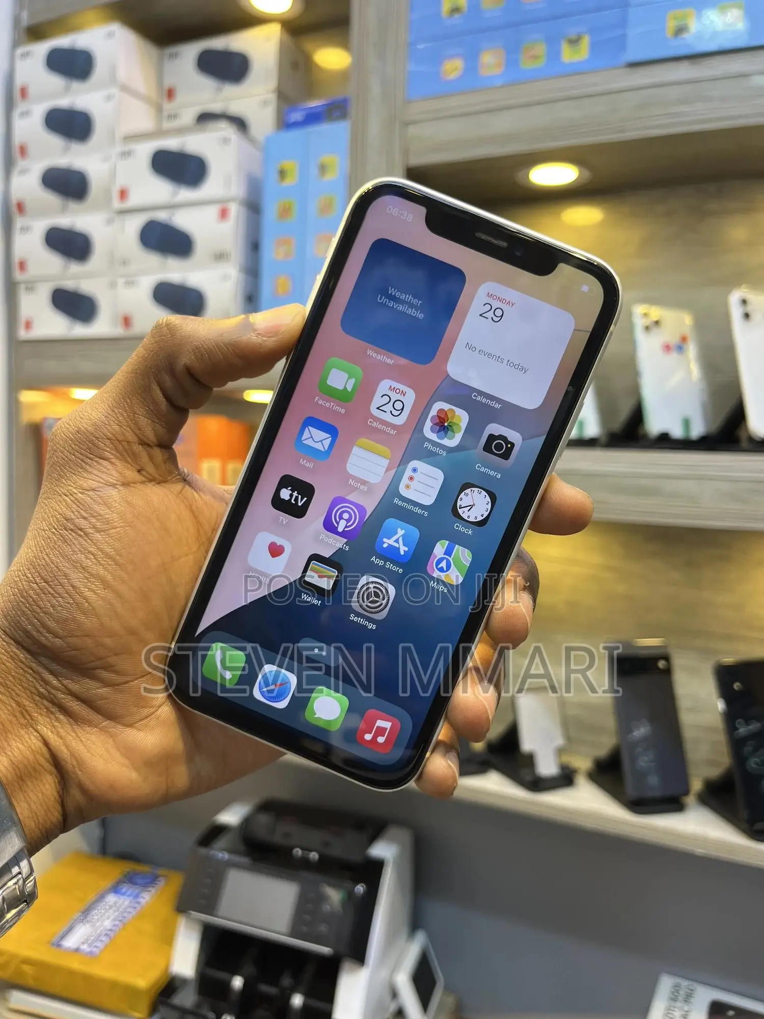 Apple iPhone XR 64 GB White