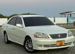Toyota Mark II 2004 White