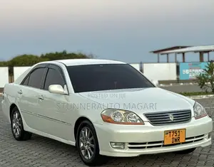 Toyota Mark II 2004 White