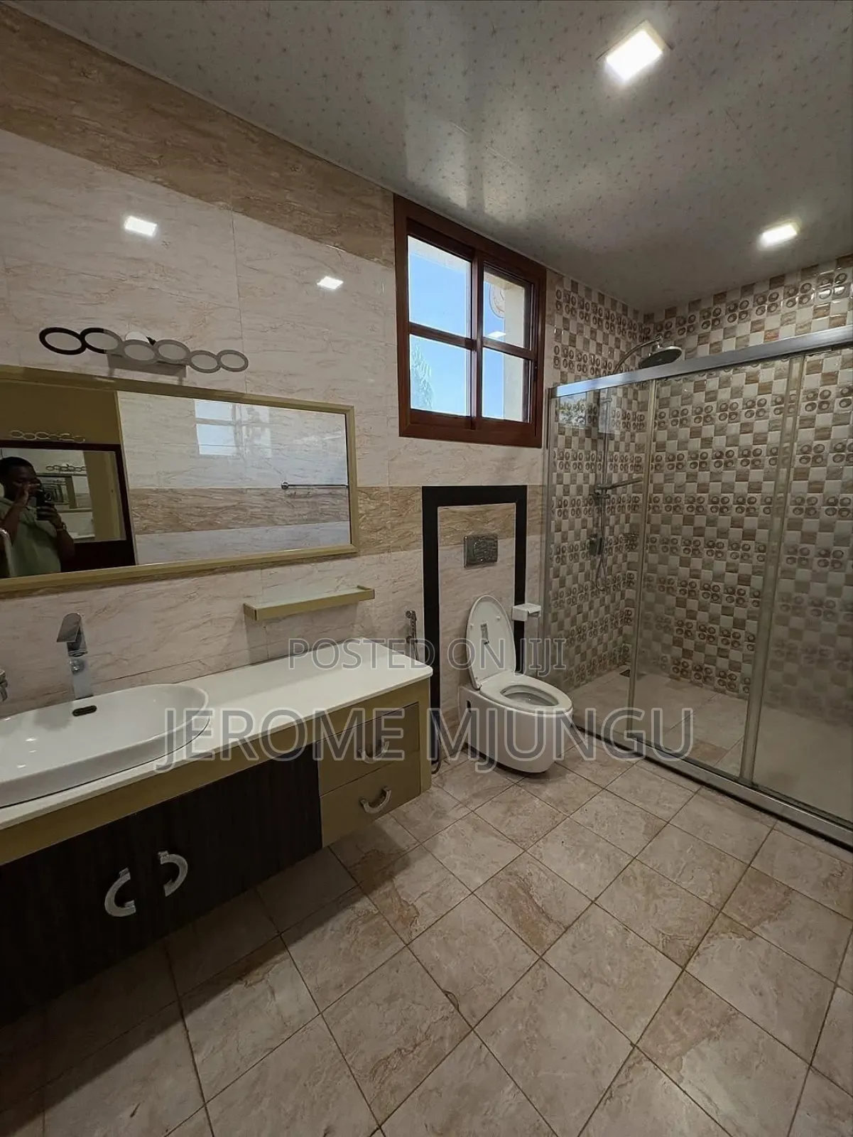 Furnished 3bdrm Villa in Ada Estate for rent