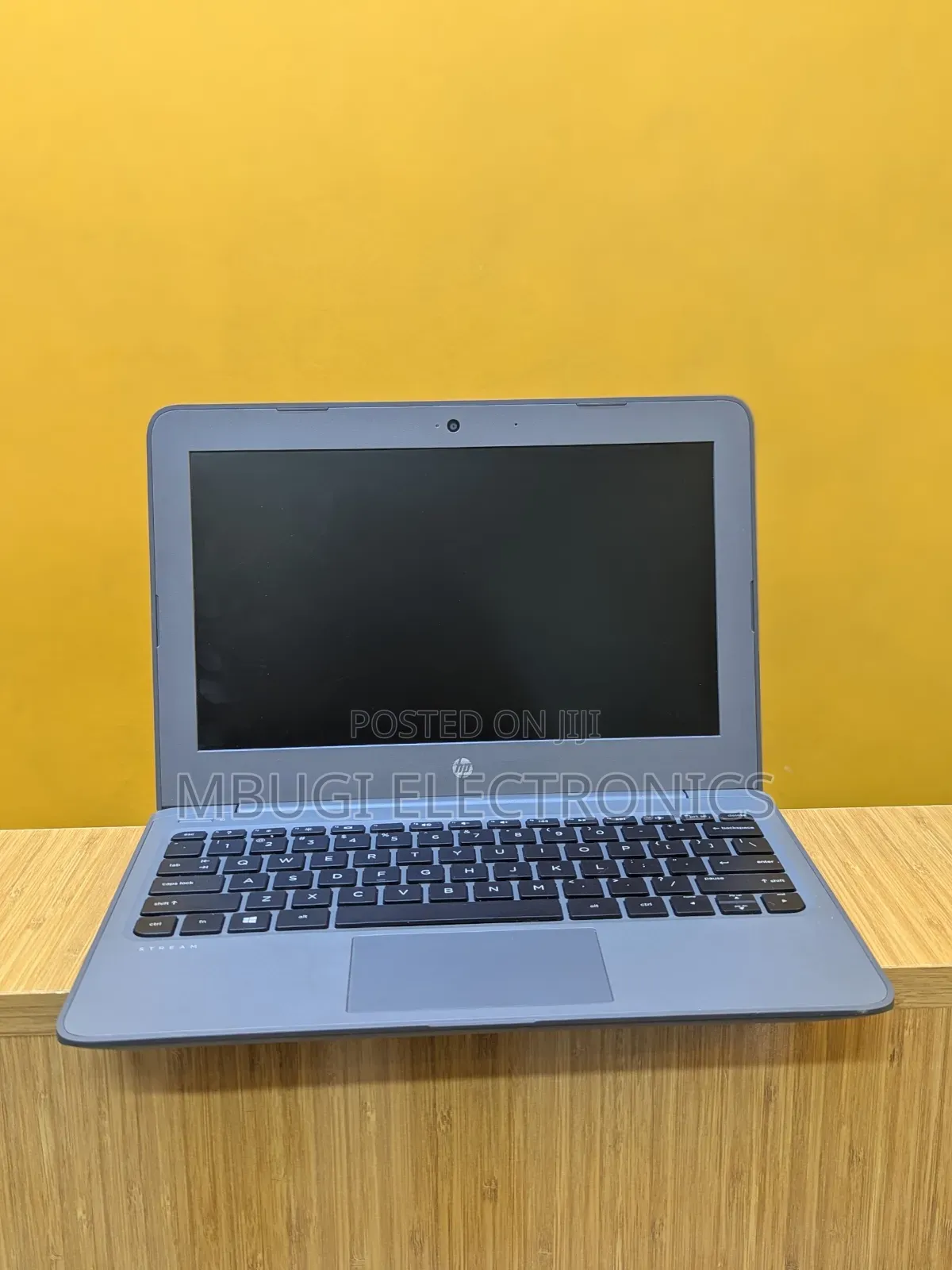 Laptop HP Stream 11 Pro G4 EE 4GB Intel Pentium SSD 60GB
