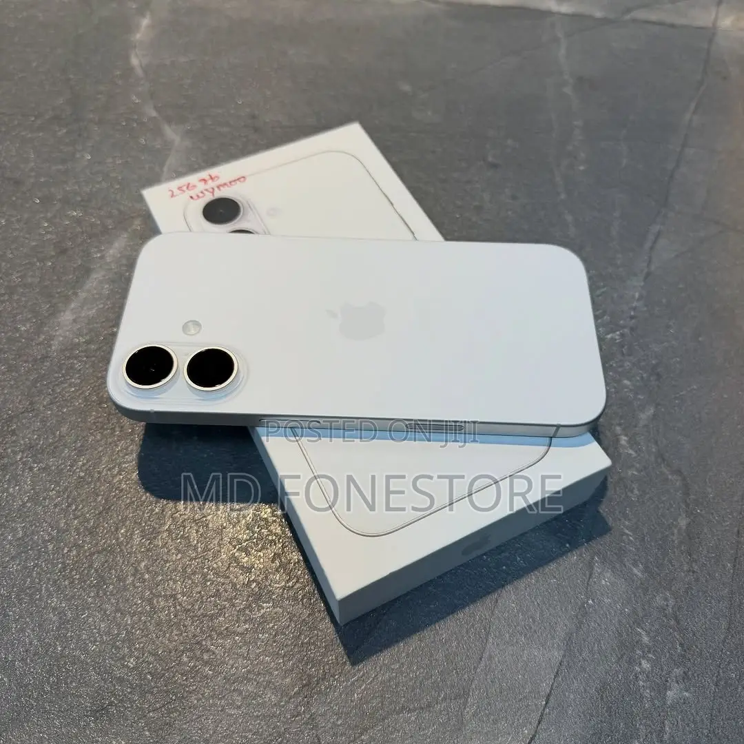 New Apple iPhone 17 256 GB White