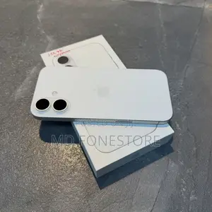 New Apple iPhone 17 256 GB White