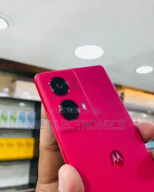 Motorola Moto G85 128 GB