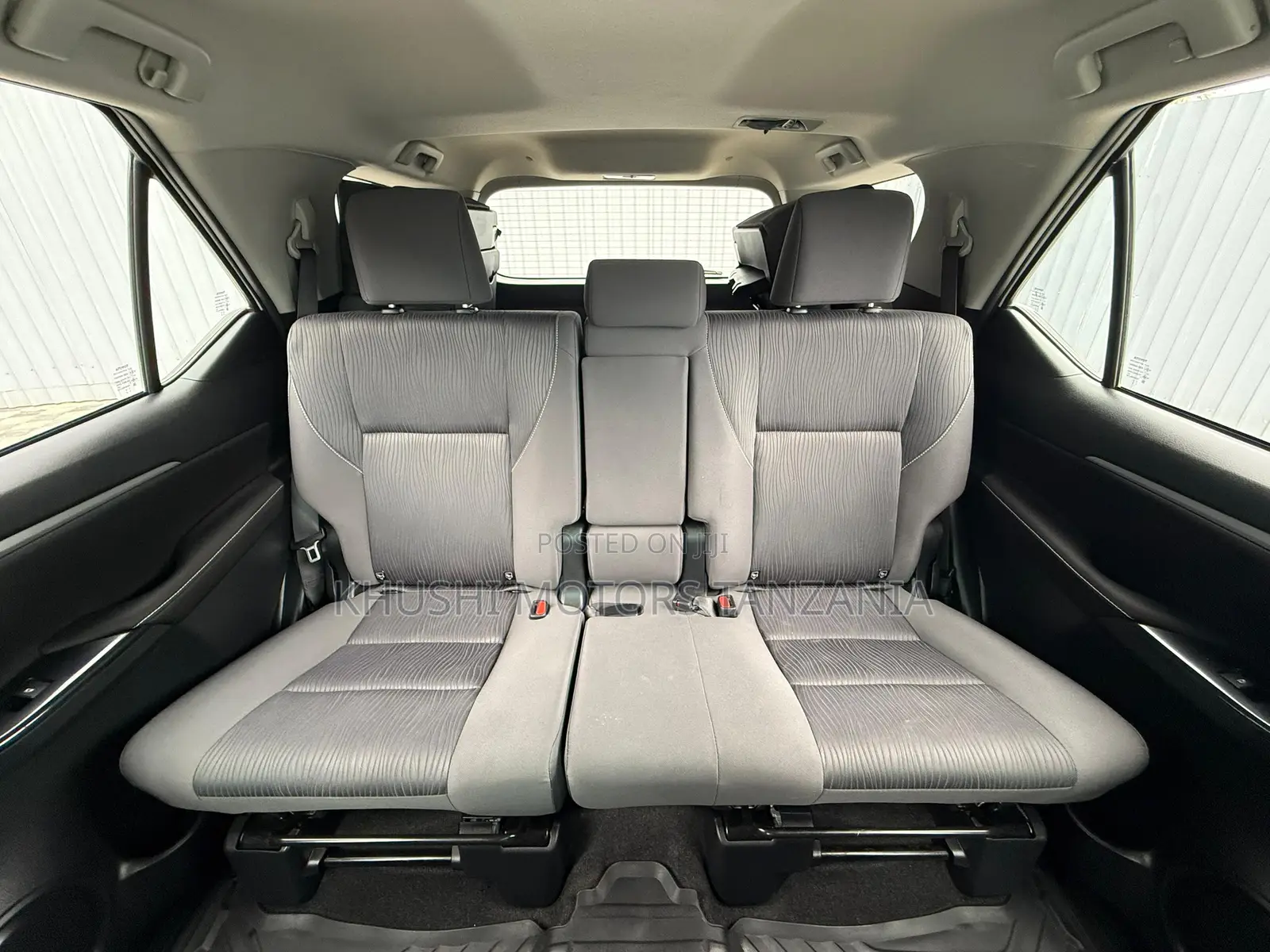 Toyota Fortuner 2023 White