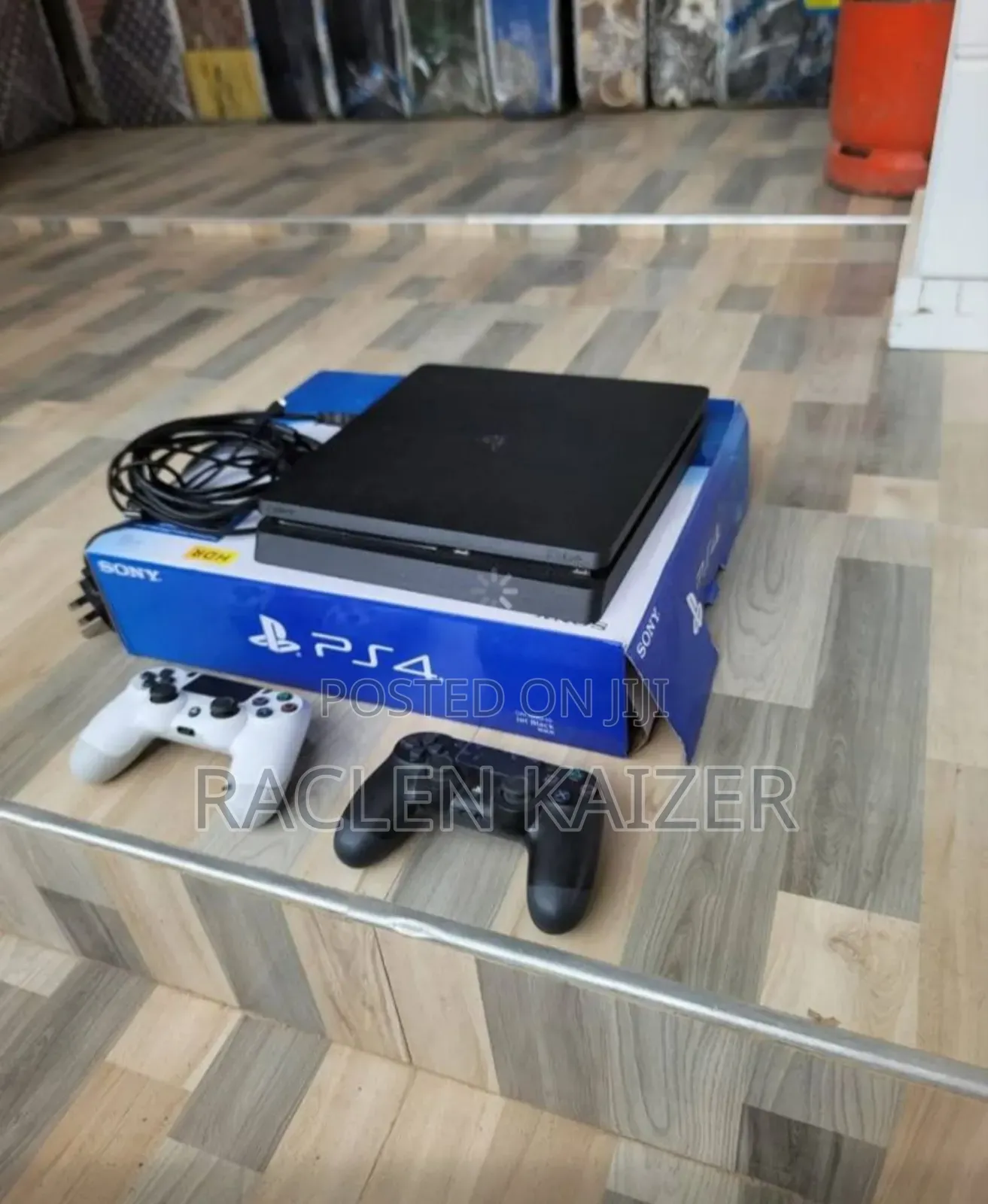 Playstation 4 Slim