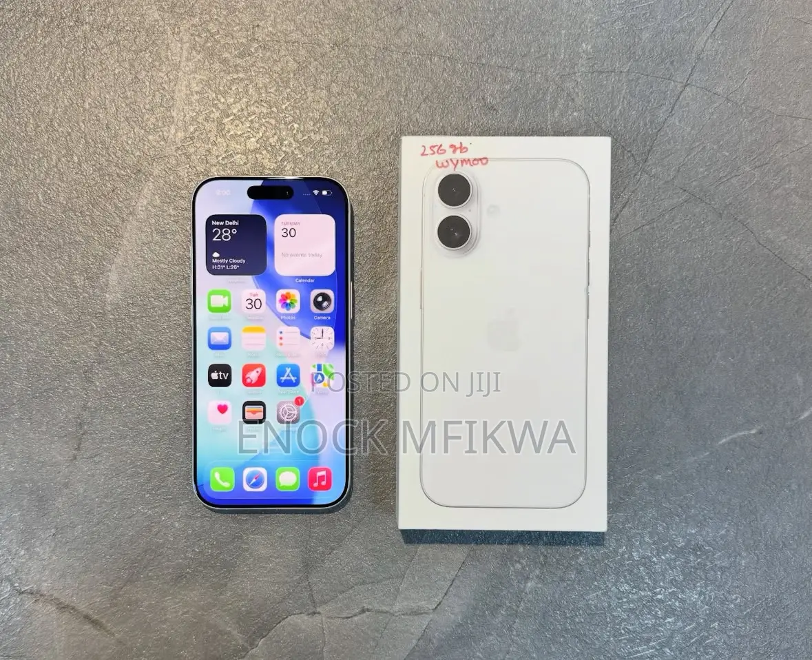 New Apple iPhone 17 256 GB White
