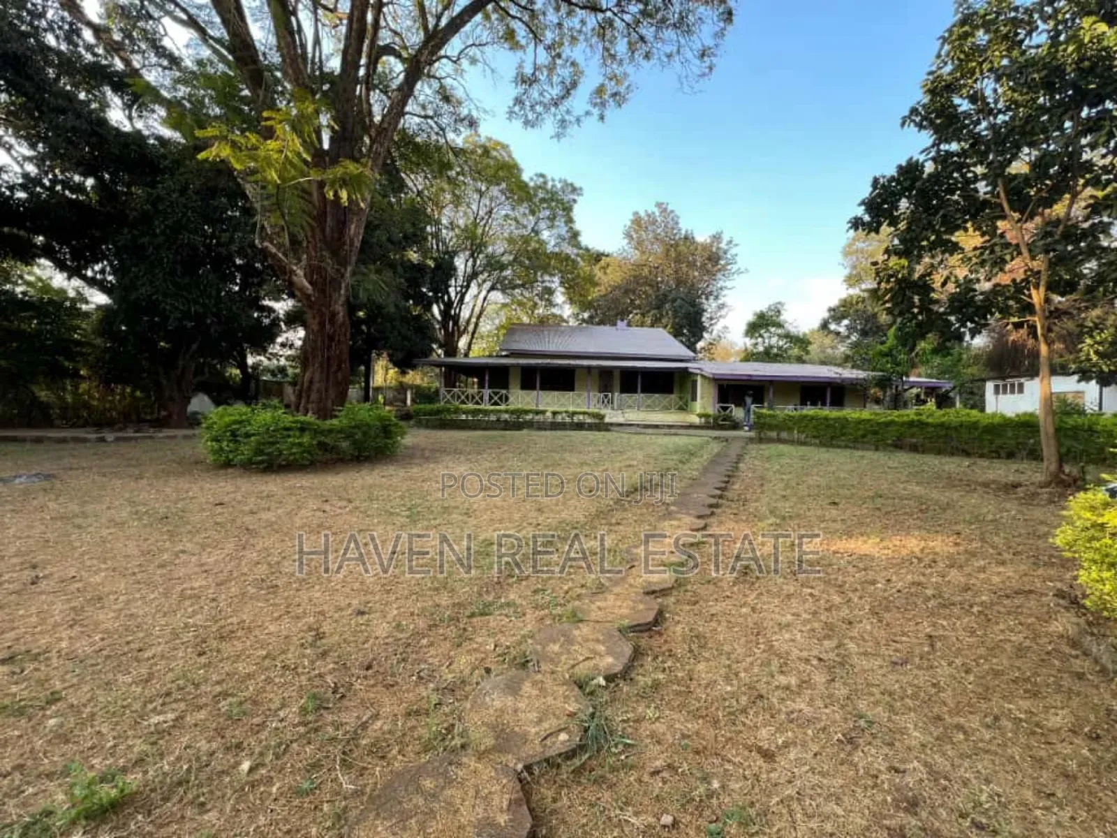 Commercial Property on a Prime Area for Rent in Shantytown, Moshi