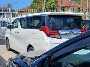 Toyota Alphard 2017 White