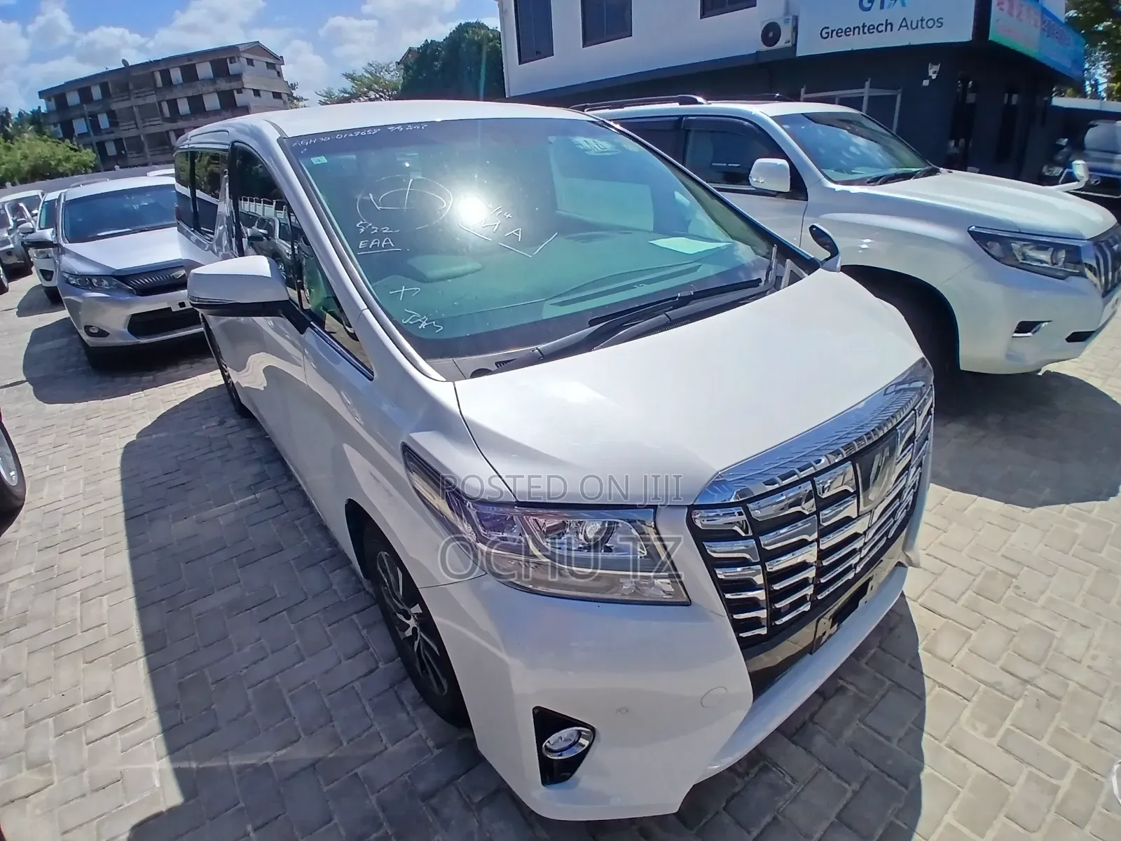 Toyota Alphard 2017 White