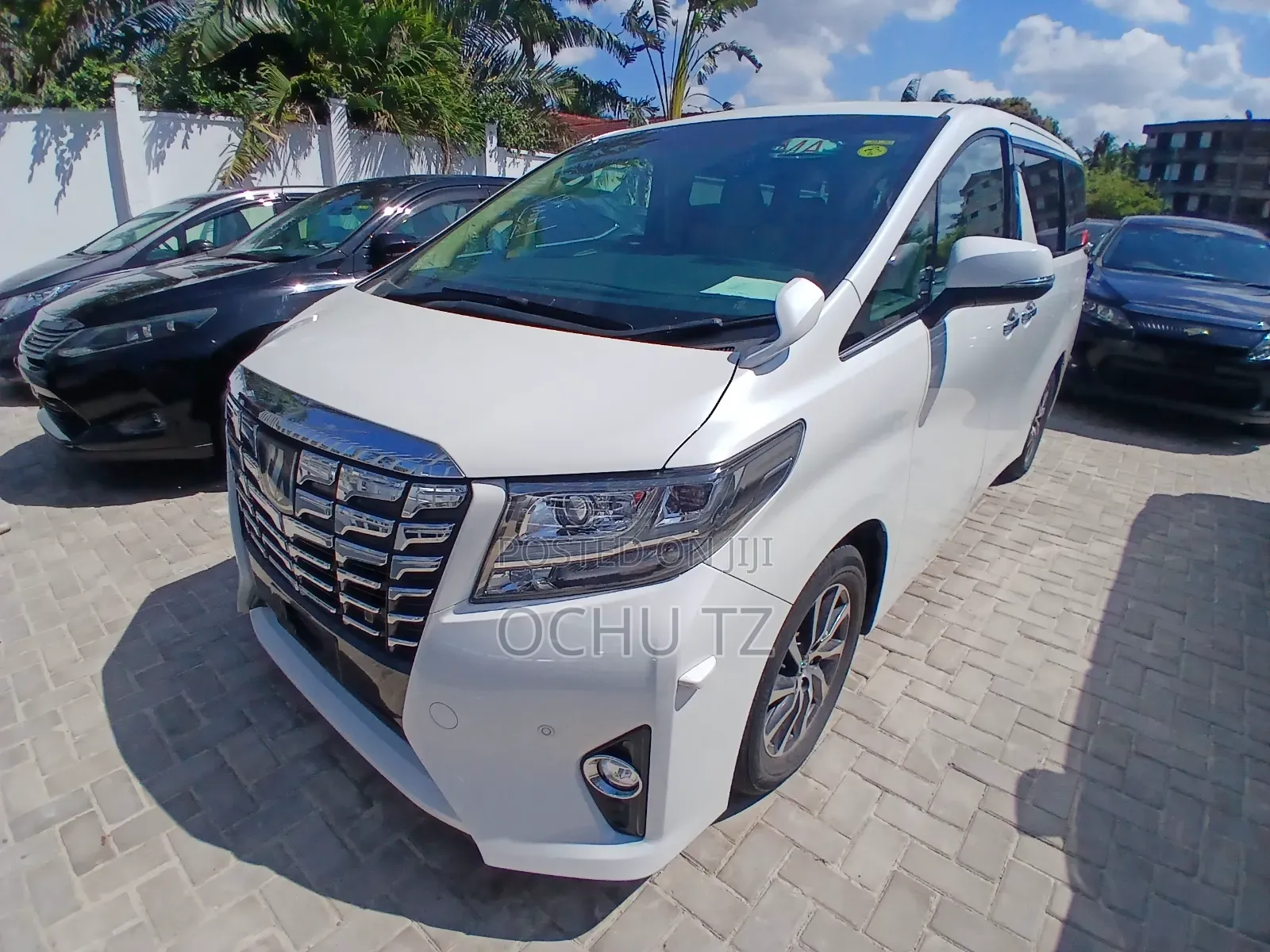 Toyota Alphard 2017 White