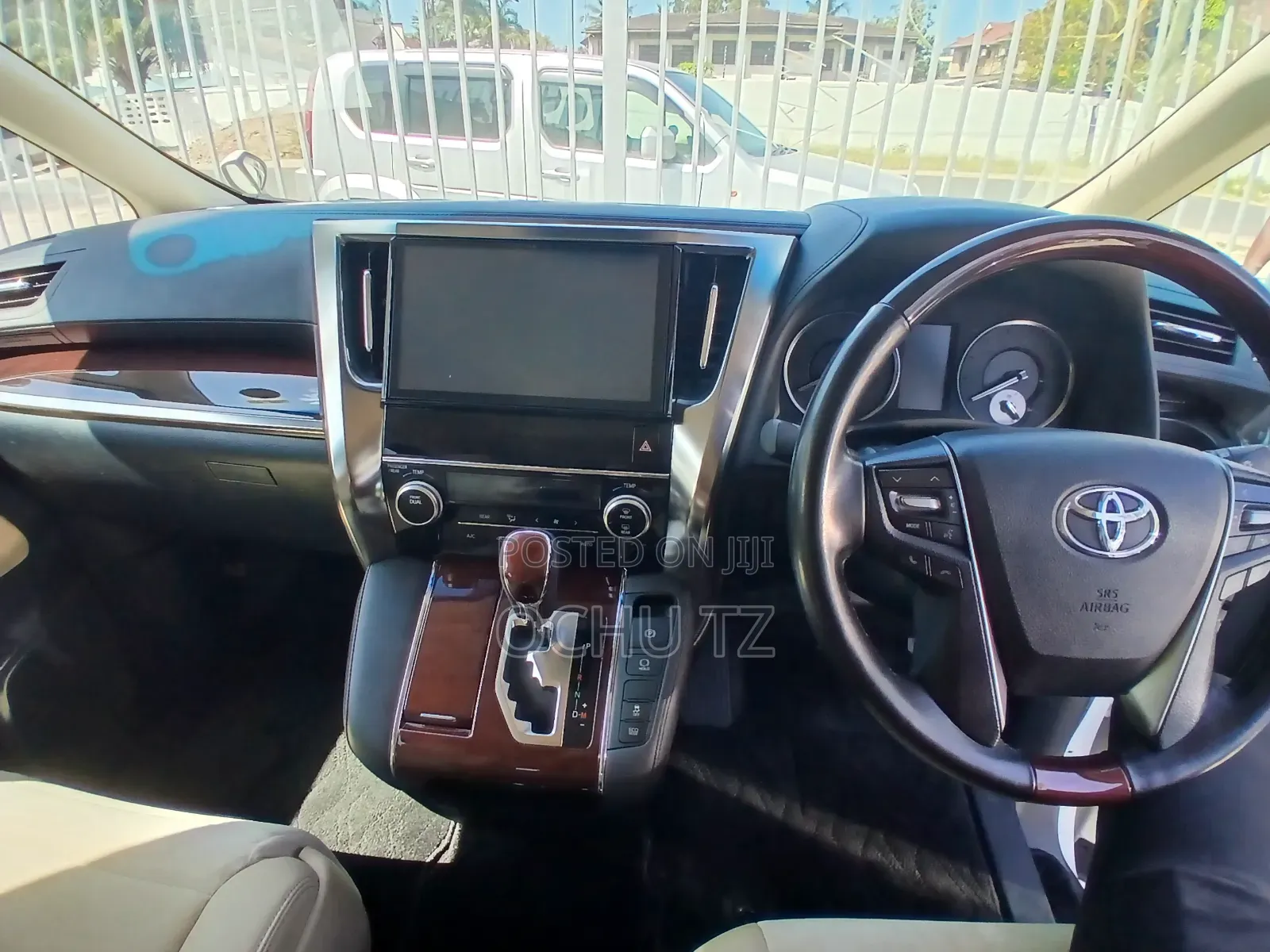 Toyota Alphard 2017 White