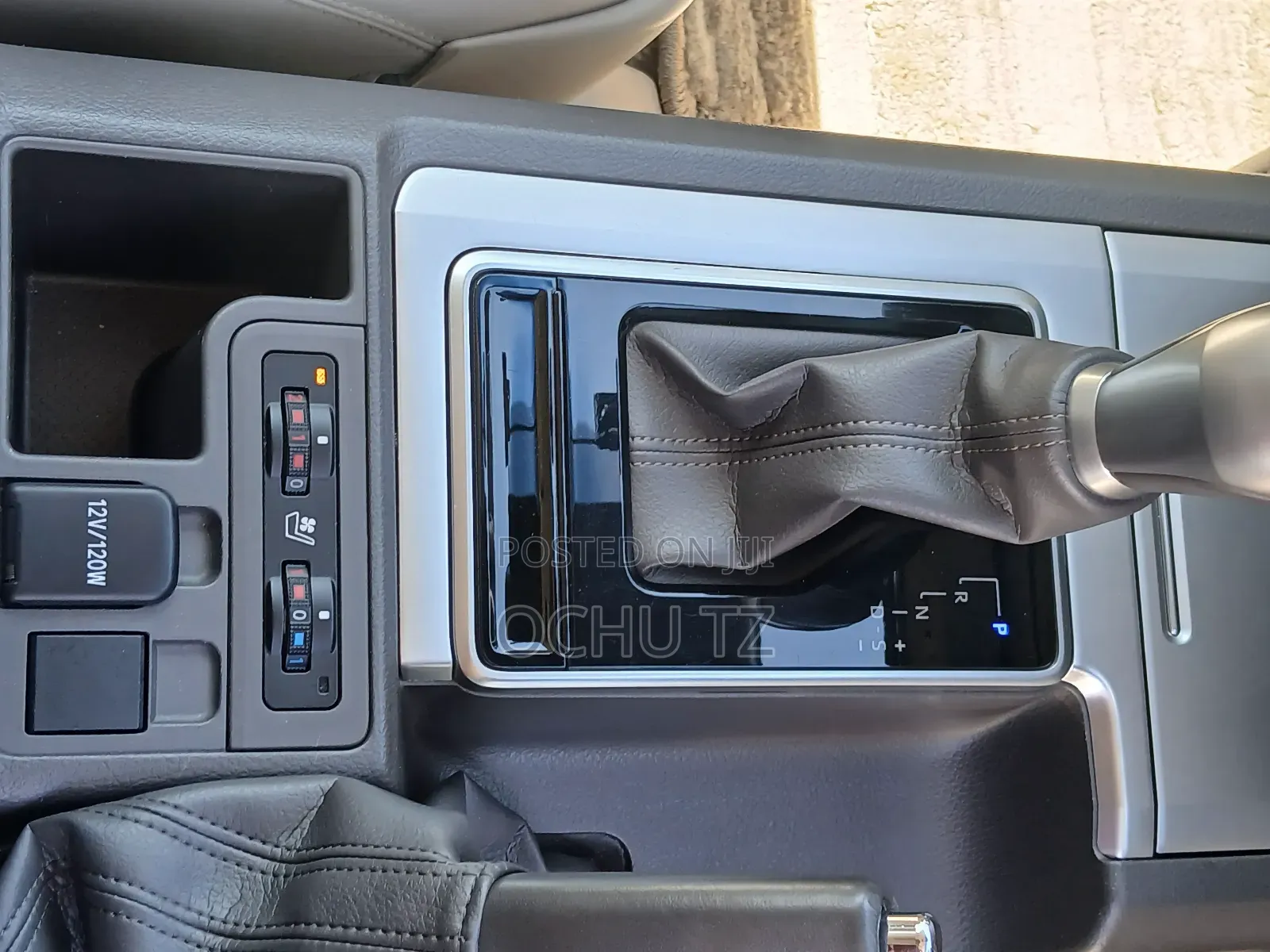 Toyota Land Cruiser Prado 2018 White