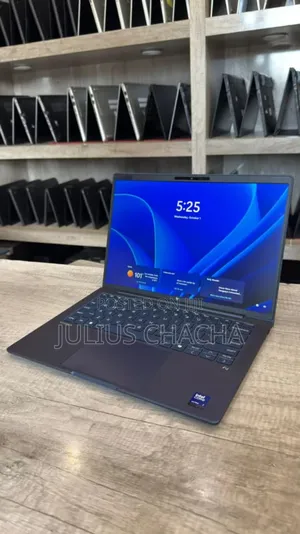 New Laptop HP 32GB Intel Core Ultra 7 SSD 1T