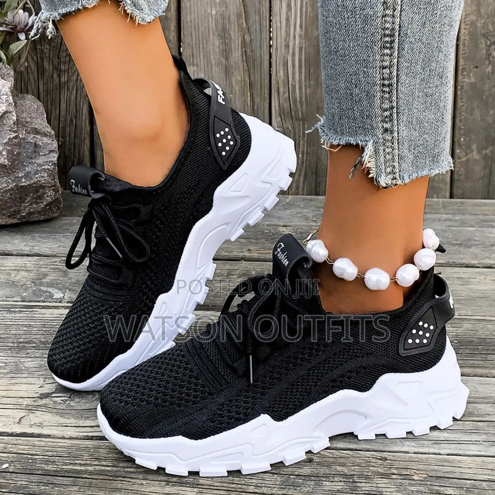Women's Shoes Very Very Fashional and Amazingly Smart