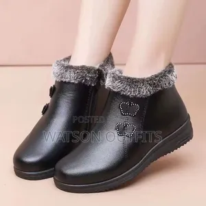 Women's Fashion Shoes or Boots Very Very Hot