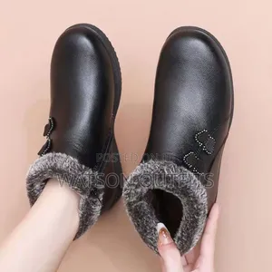 Women's Fashion Shoes or Boots Very Very Hot