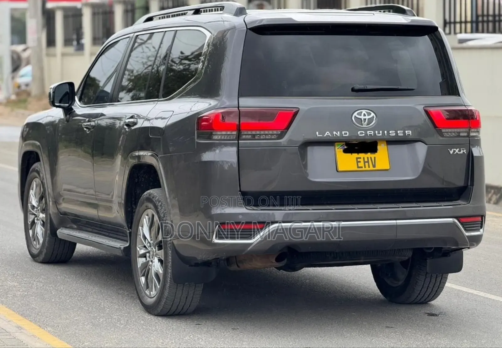 Toyota Land Cruiser 2024 Gray