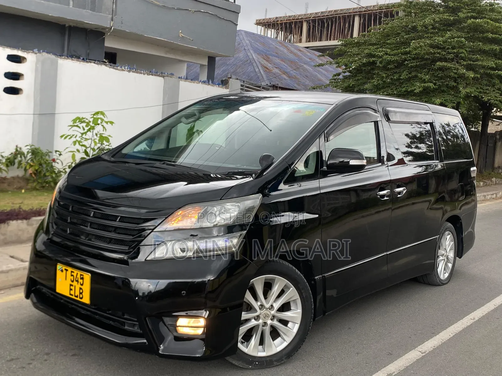 Toyota Vellfire 2011 Black
