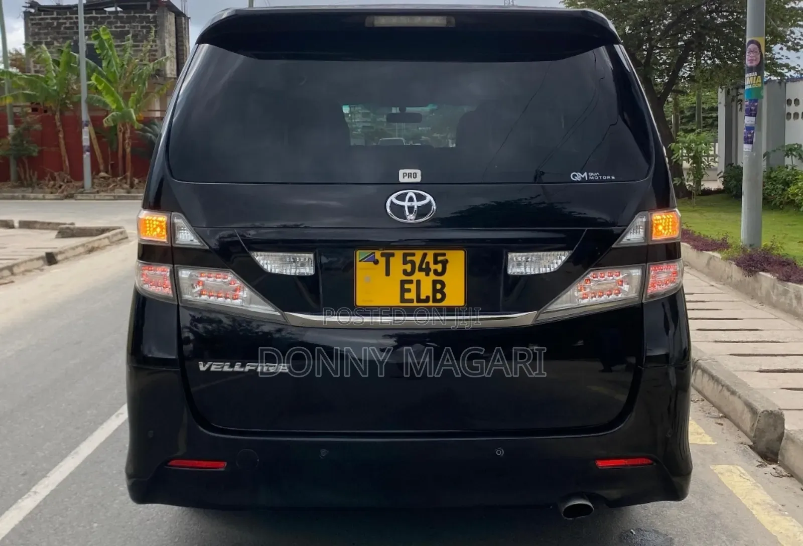 Toyota Vellfire 2011 Black