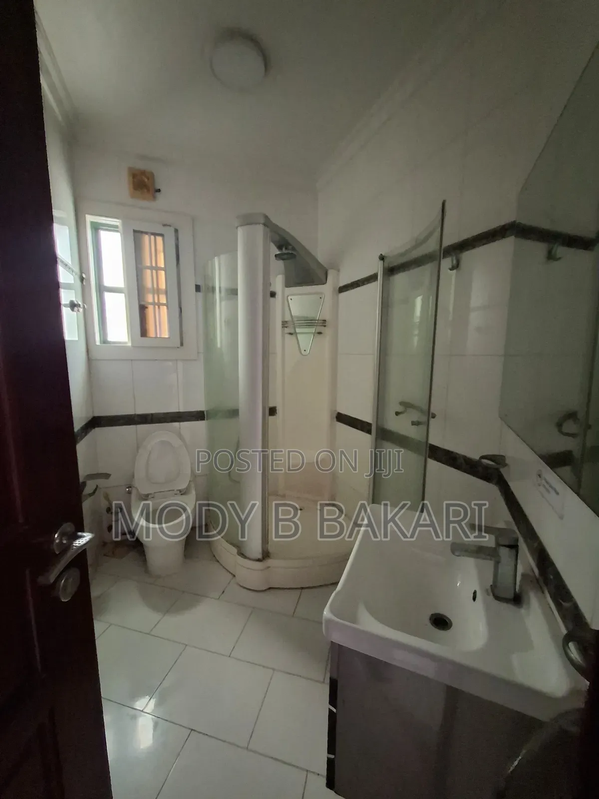 Furnished 5bdrm Villa in Mikocheni for rent