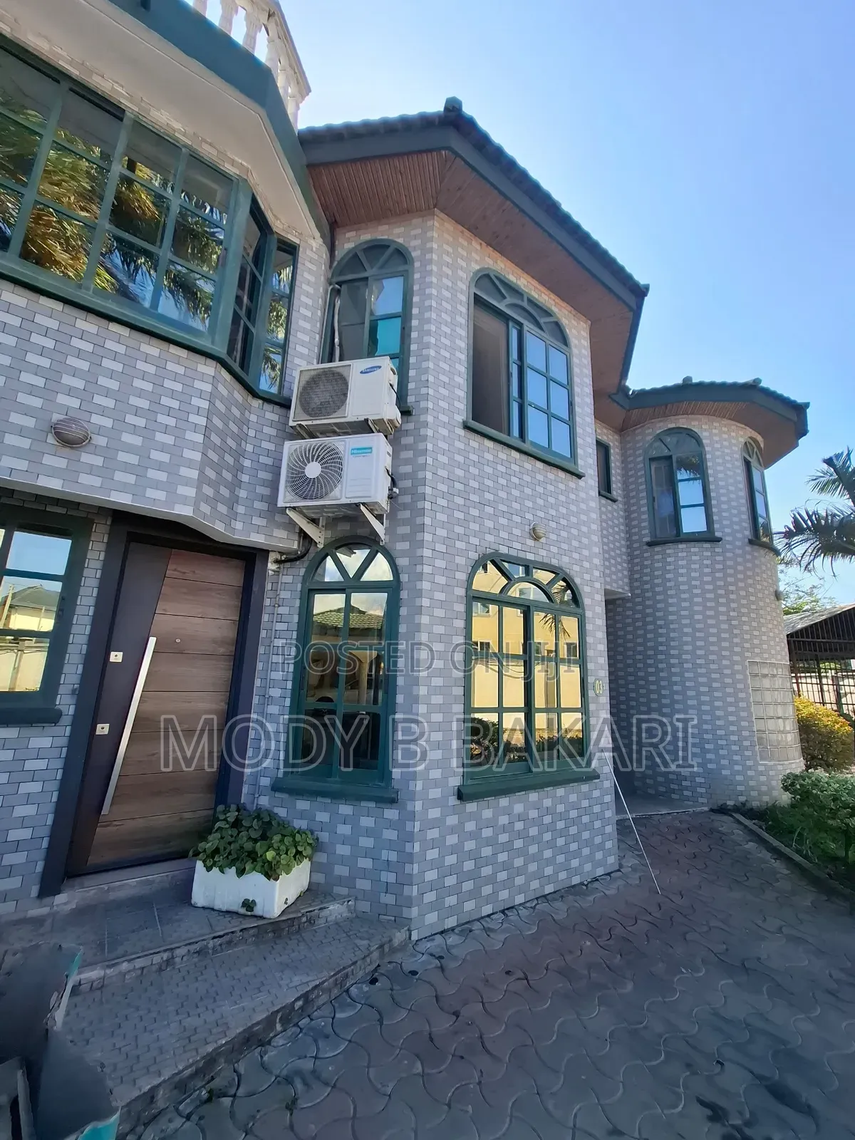 Furnished 5bdrm Villa in Mikocheni for rent