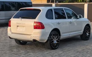 Porsche Cayenne 2005 White