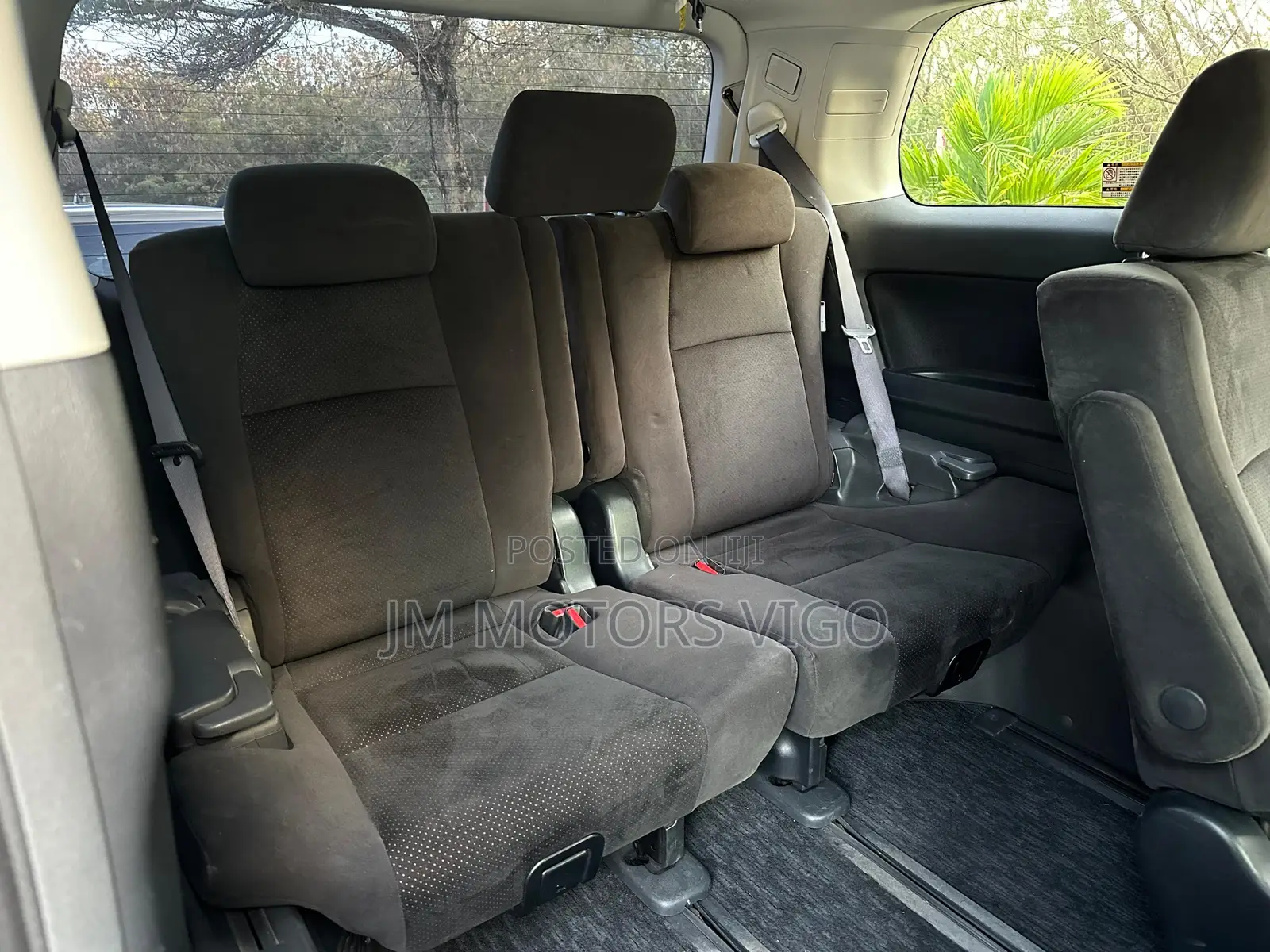Toyota Vellfire 2010 Burgundy