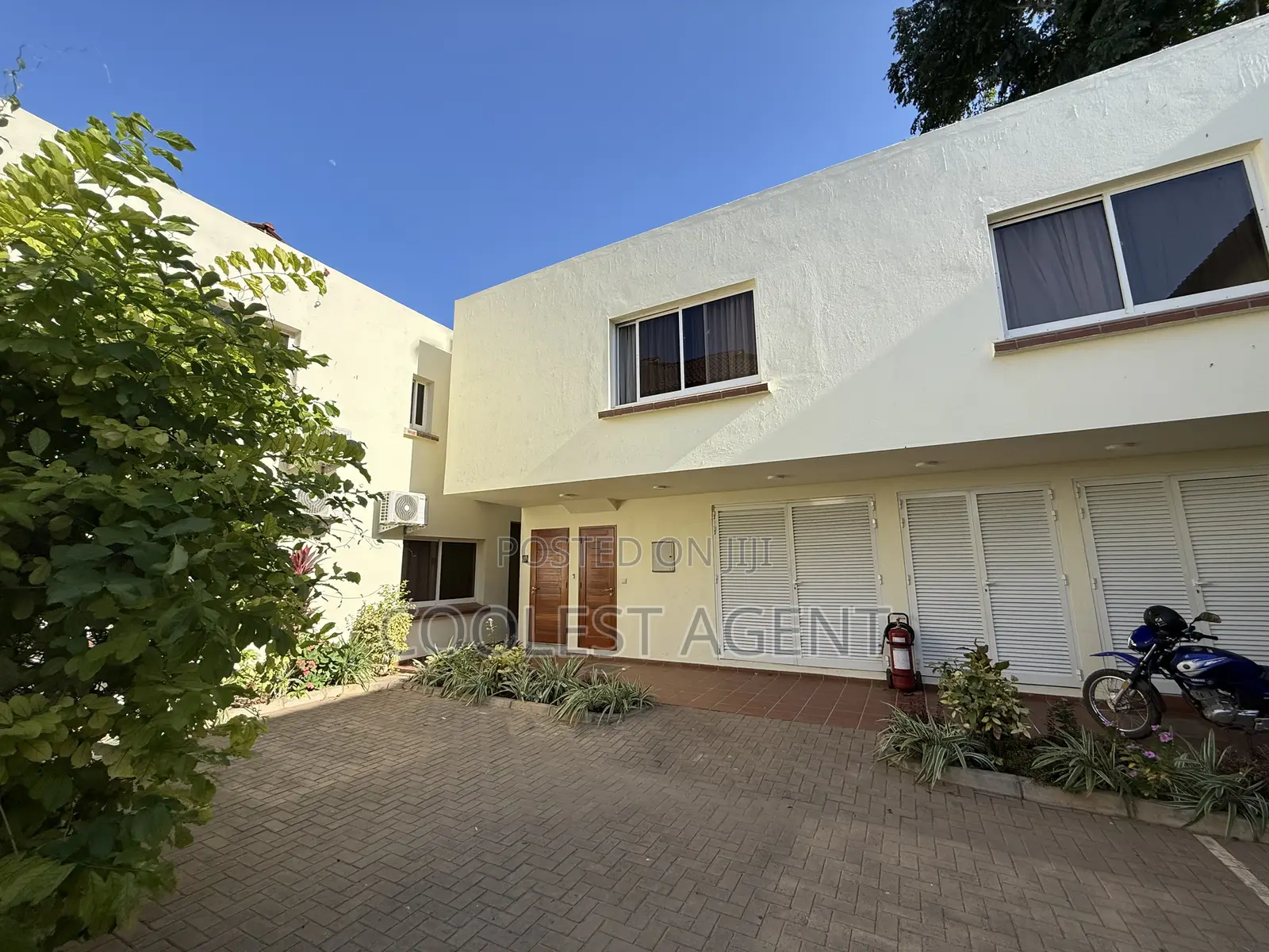 Furnished 1bdrm Apartment in Coolest Estate, Oyster Bay for rent