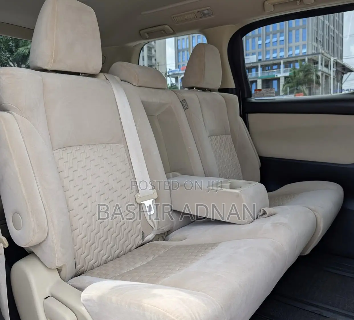 Toyota Alphard 2.4 Petrol FWD 2015 Pearl