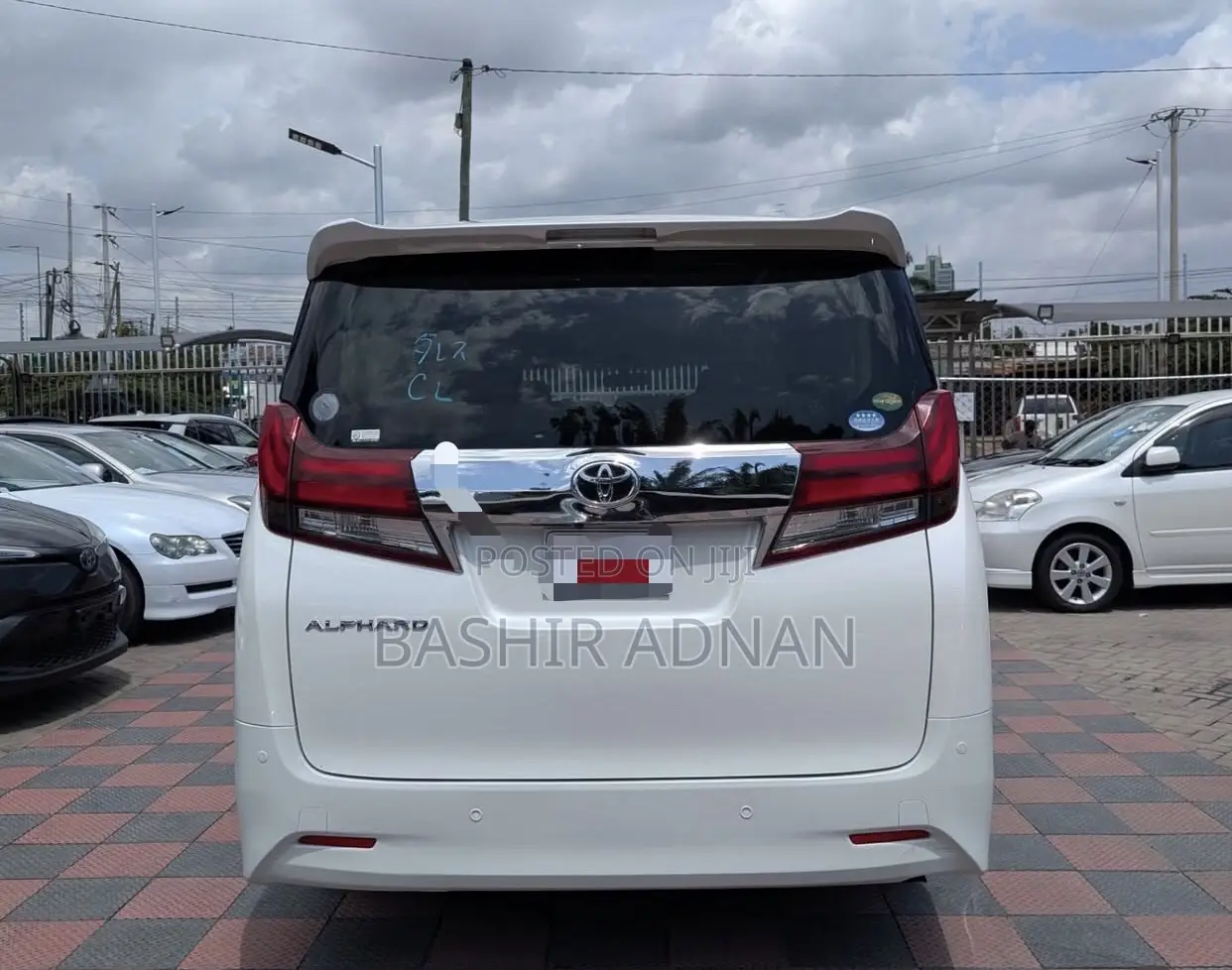 Toyota Alphard 2.4 Petrol FWD 2015 Pearl