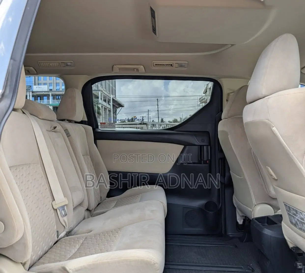 Toyota Alphard 2.4 Petrol FWD 2015 Pearl