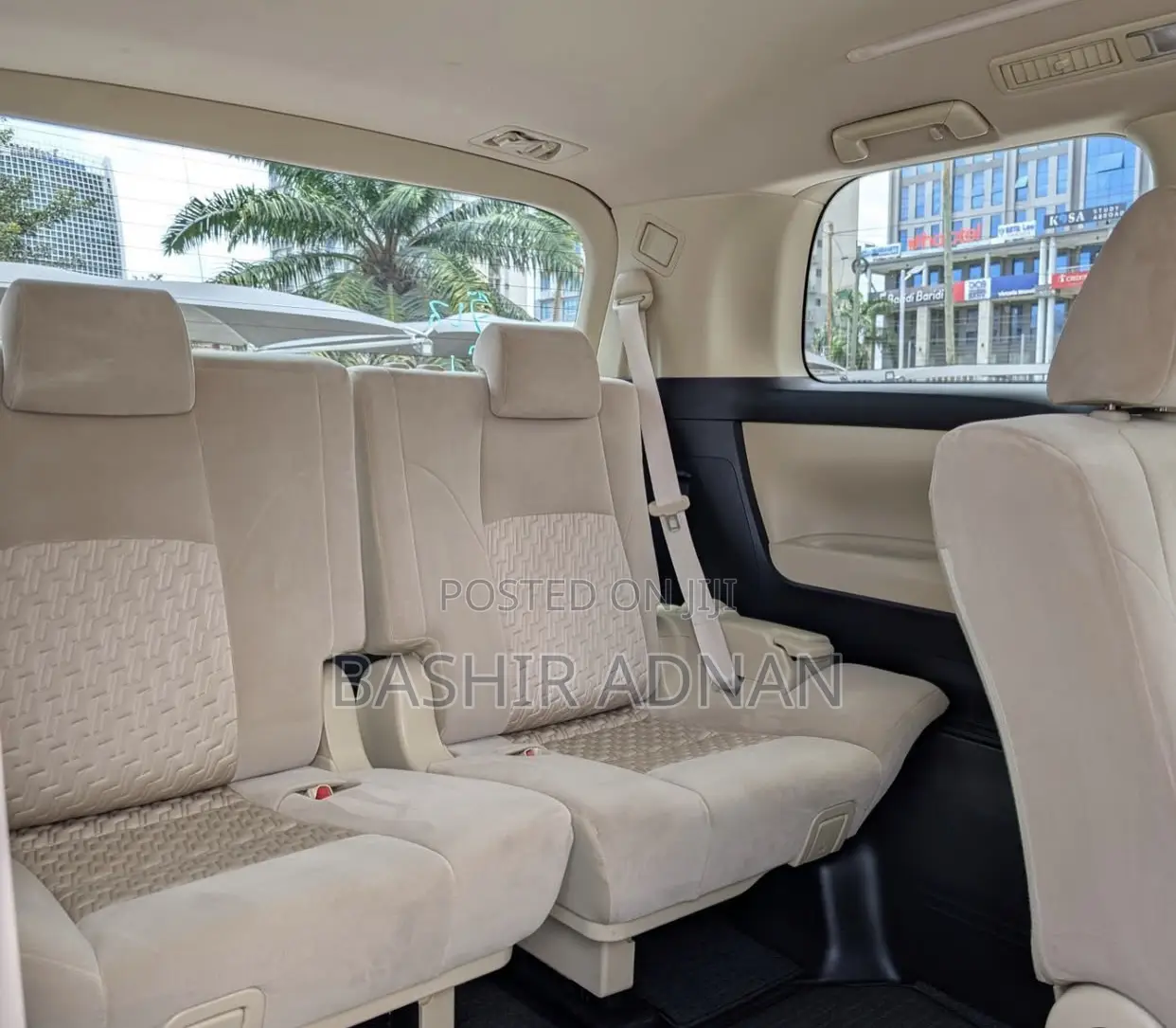 Toyota Alphard 2.4 Petrol FWD 2015 Pearl