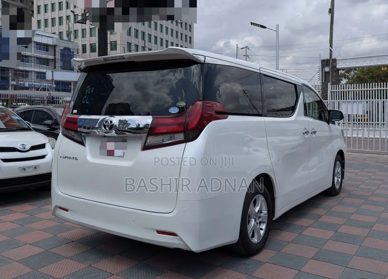 Toyota Alphard 2.4 Petrol FWD 2015 Pearl