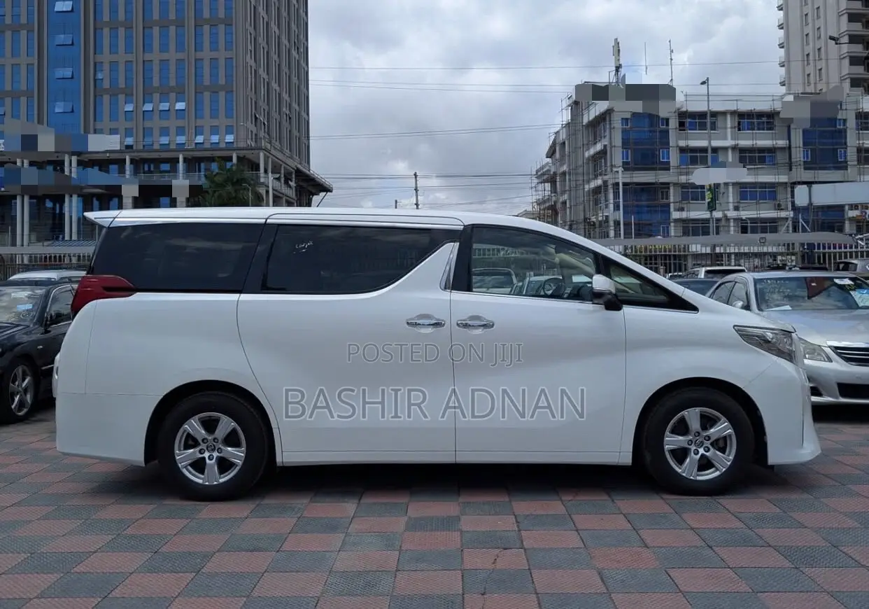 Toyota Alphard 2.4 Petrol FWD 2015 Pearl