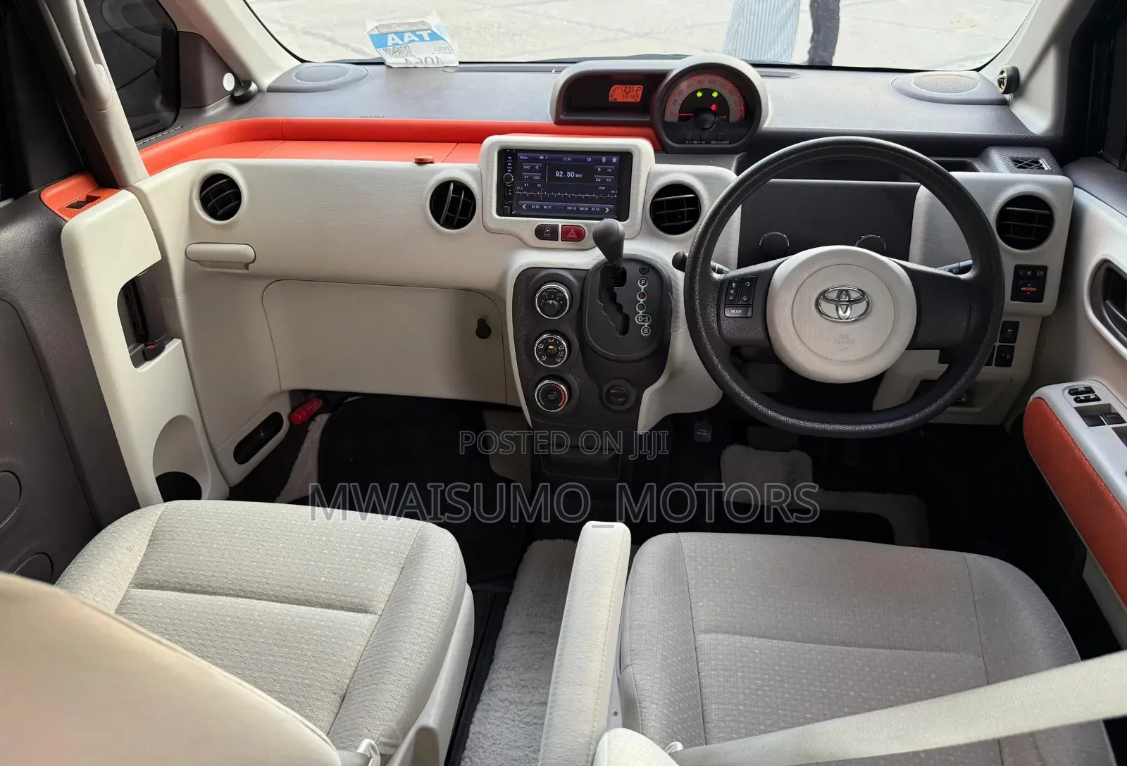 Toyota Spade 2012 Black