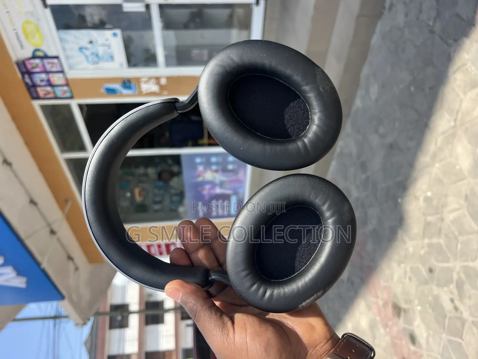 Levelo Soundmaster Wireless Headphones