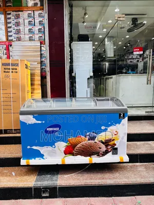 Homebase Showcase Freezer 456 Liters