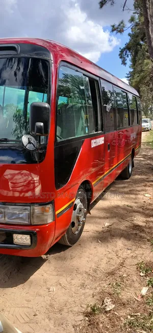Toyota Coaster 2003 Red