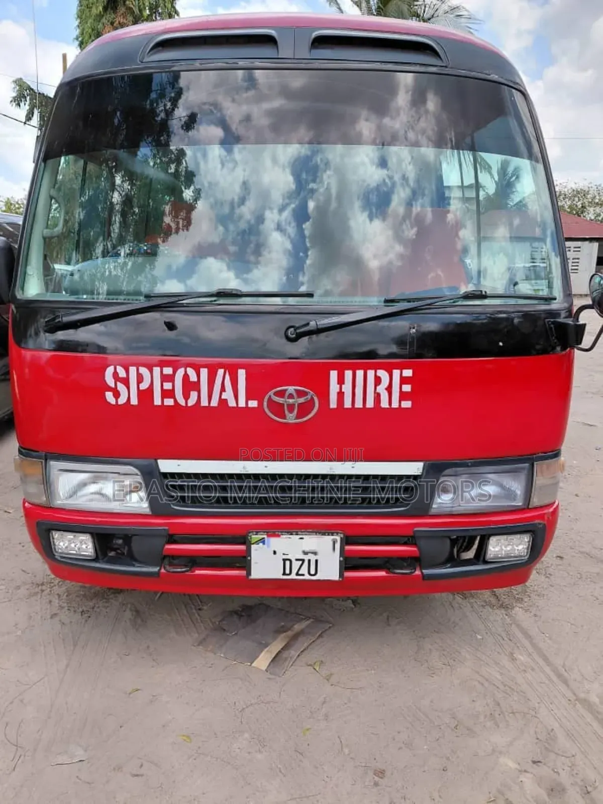 Toyota Coaster 2003 Red