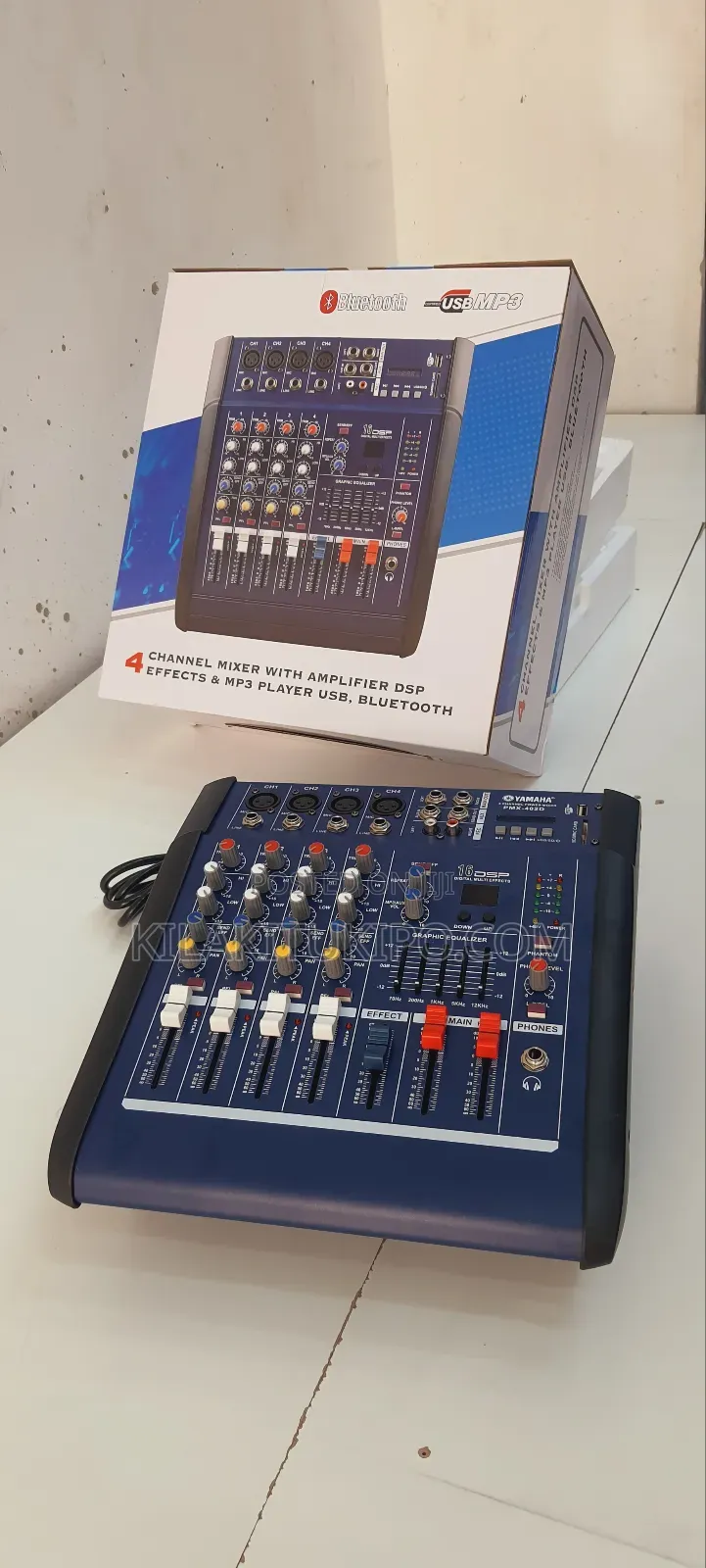 PMX-402d Yamaha 4 Channel Power Mixer