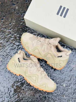 Men's Shoes Very Very Hot and Lowly Well Designed
