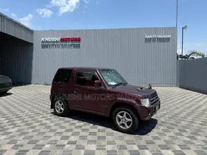 Mitsubishi Pajero 2012 Purple