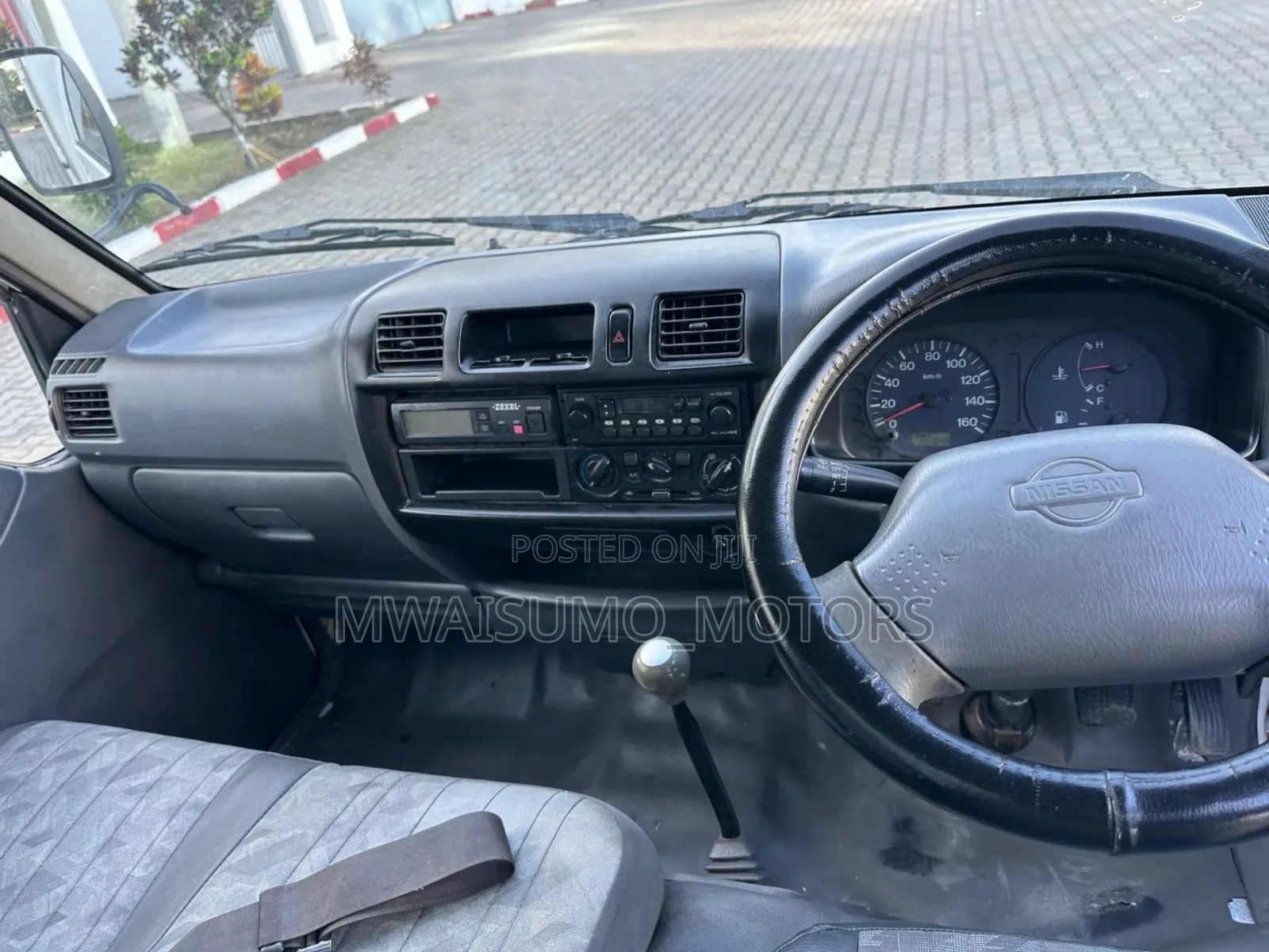 Nissan Vanette Freezer Truck for Sale
