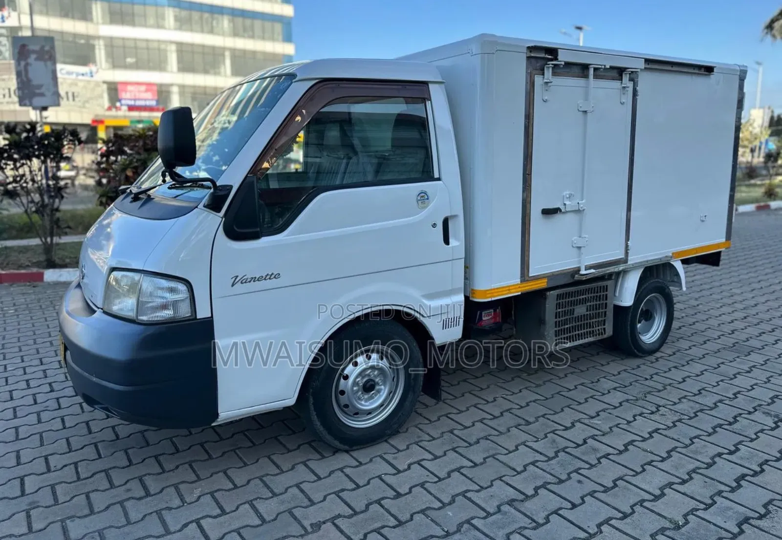 Nissan Vanette Freezer Truck for Sale