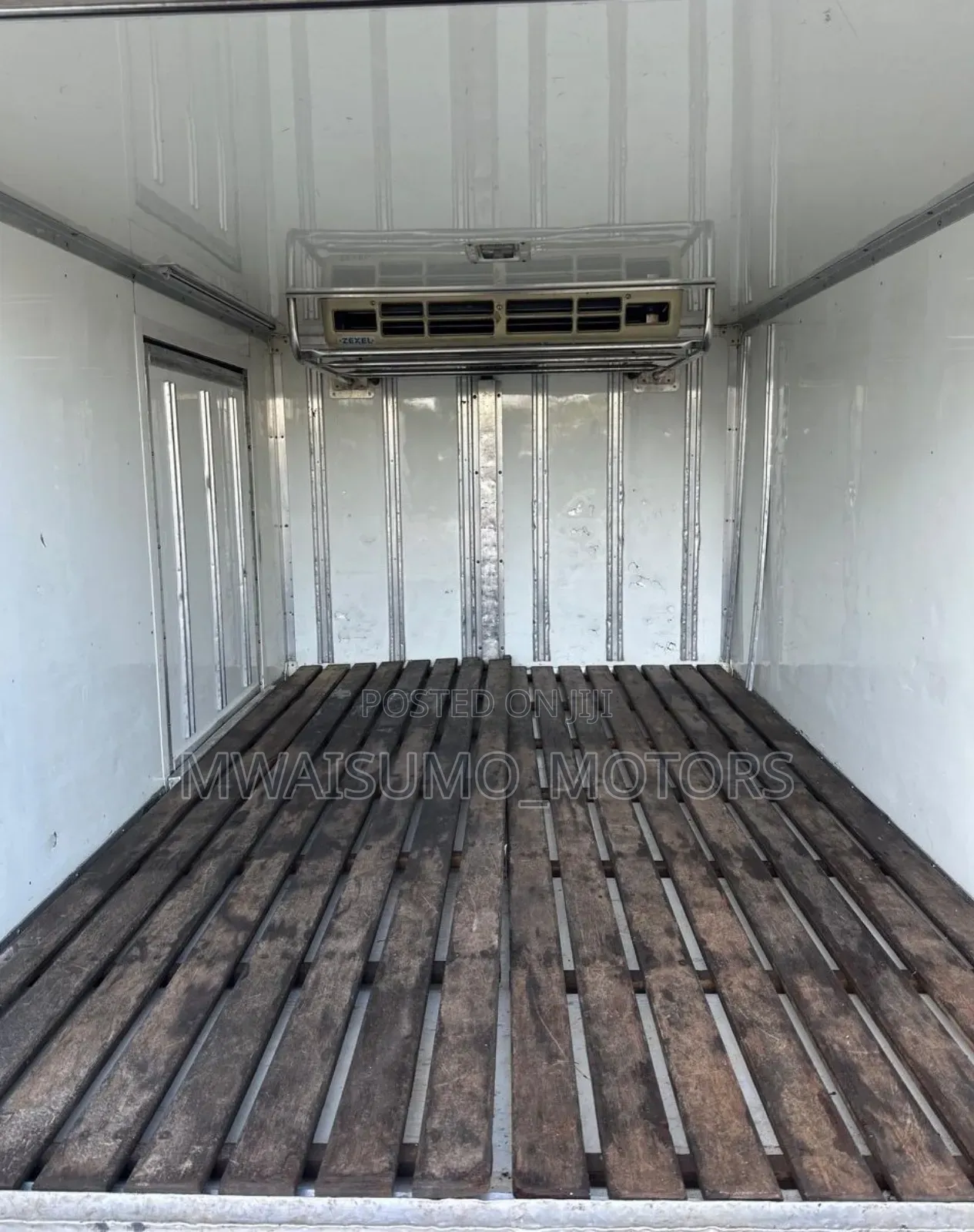 Nissan Vanette Freezer Truck for Sale