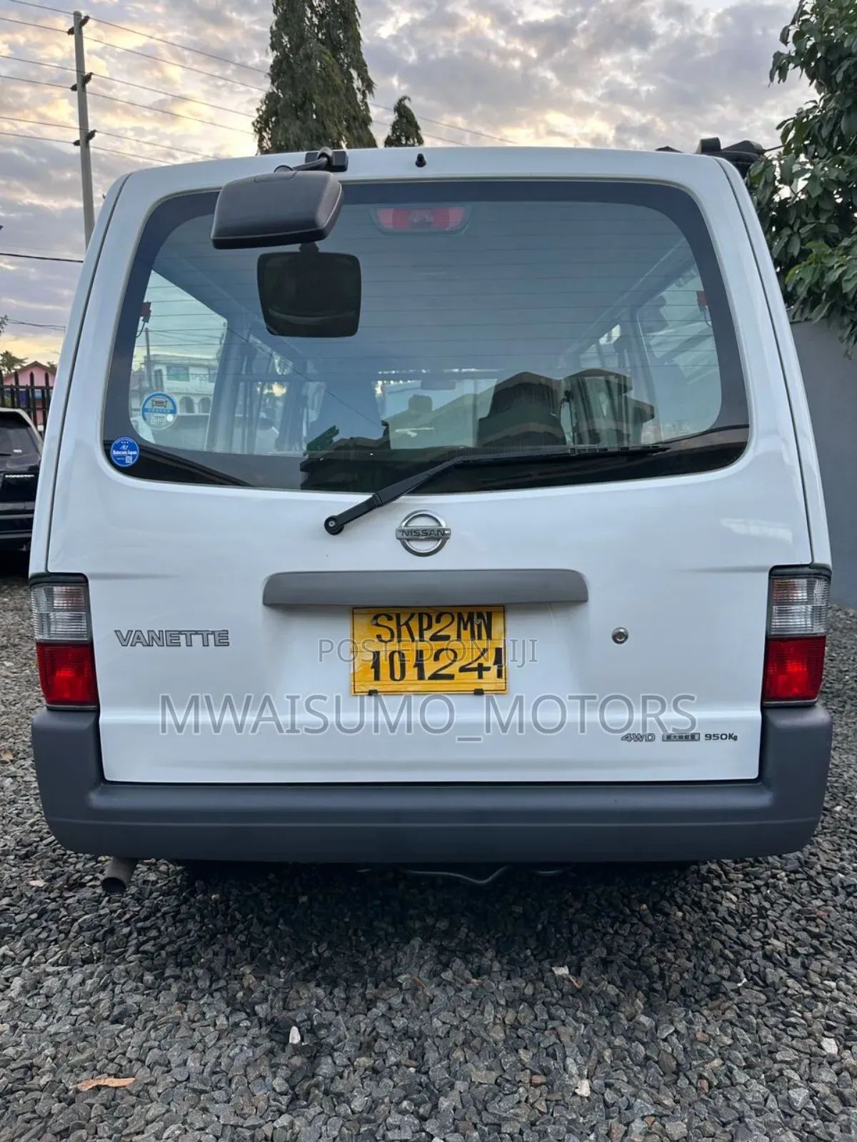 Nissan Vanette 2014 White